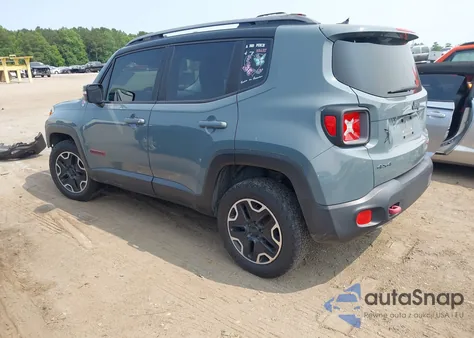 2015 Jeep Renegade Trailhawk из США, поврежденный, VIN ZACCJBCT0FPC01671